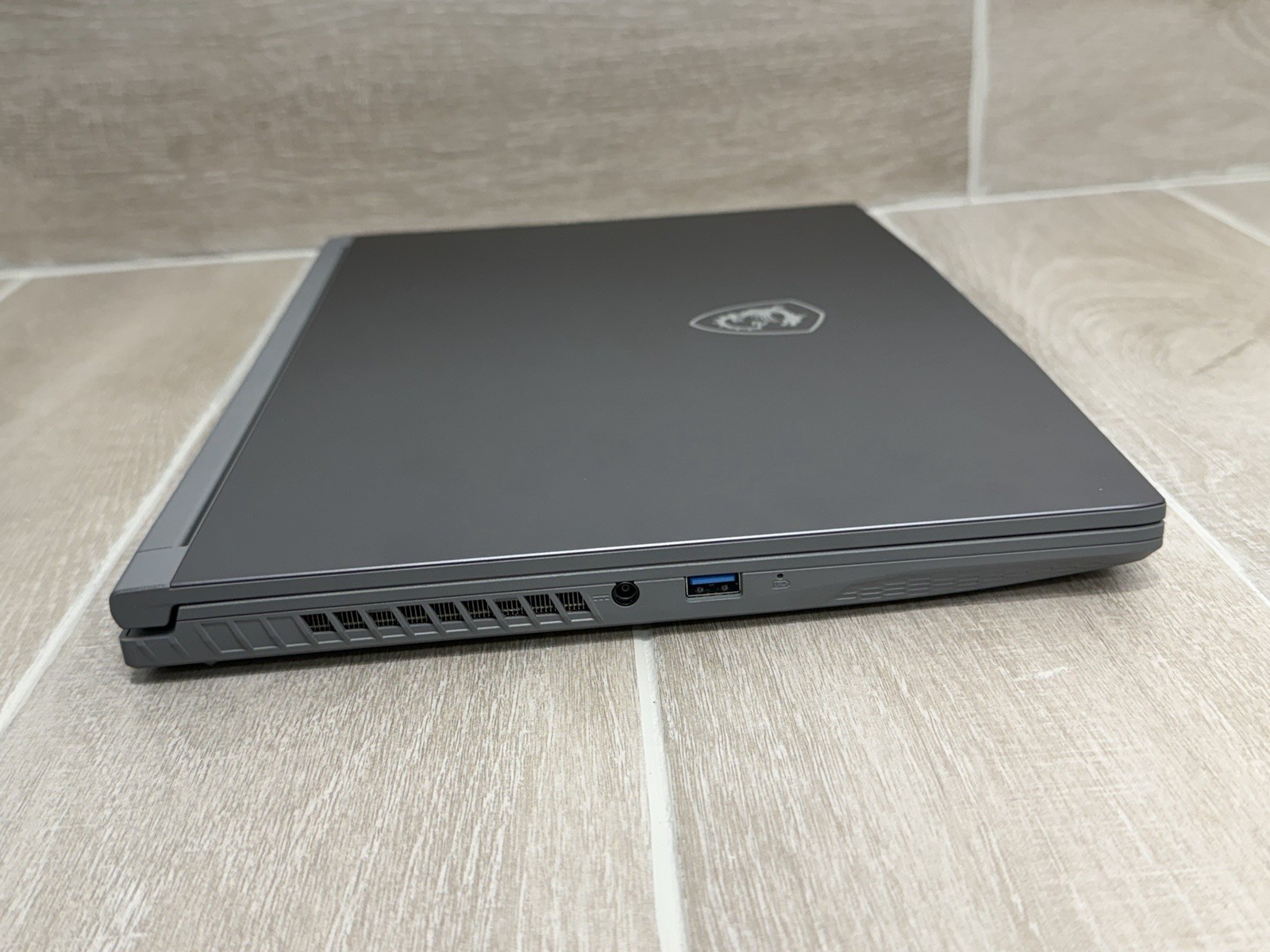 MSI Thin A15 15.6″ AMD Ryzen 5 7535HS GeForce RTX 3050 8GB RAM 512GB NVMe Win-11