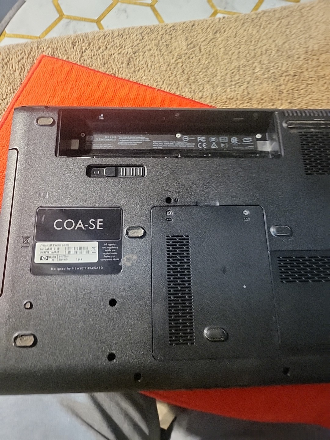 FOR PARTS 15.4″ HP Pavilion dv6226us (T2250/1.73 GHz/NO RAM/NO HDD) untested