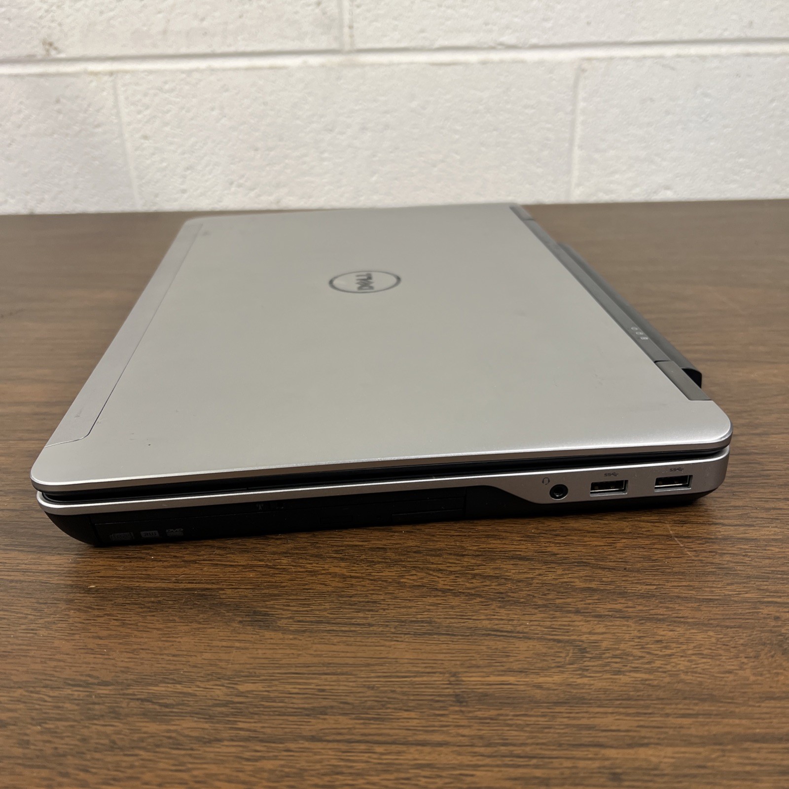 Dell Latitude E6540 i7-4610M CPU 3.0GHz 4GB RAM – No HDD/SSD No OS