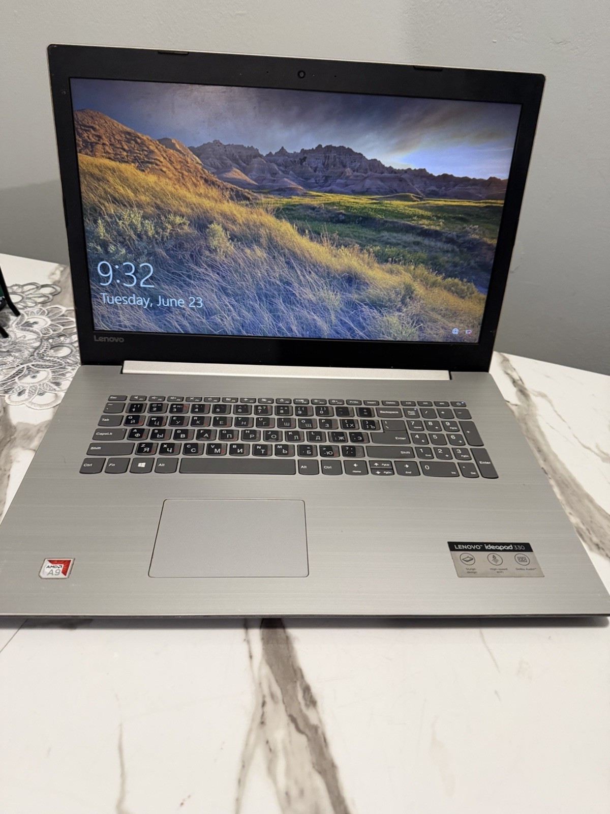 Lenovo IdeaPad 330 15.6″ AMD A9 8GB RAM 1TB HDD +128GB SSD Silver