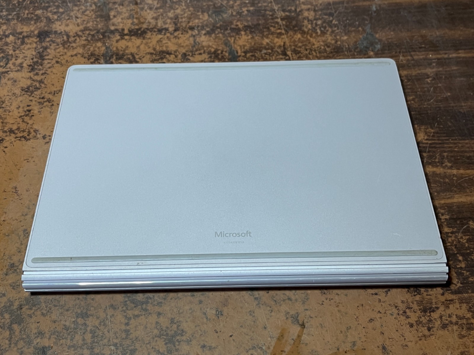 Microsoft Surface Book 2 13.5” | i5-7300U | 8GB RAM | 256GB SSD | Win 11