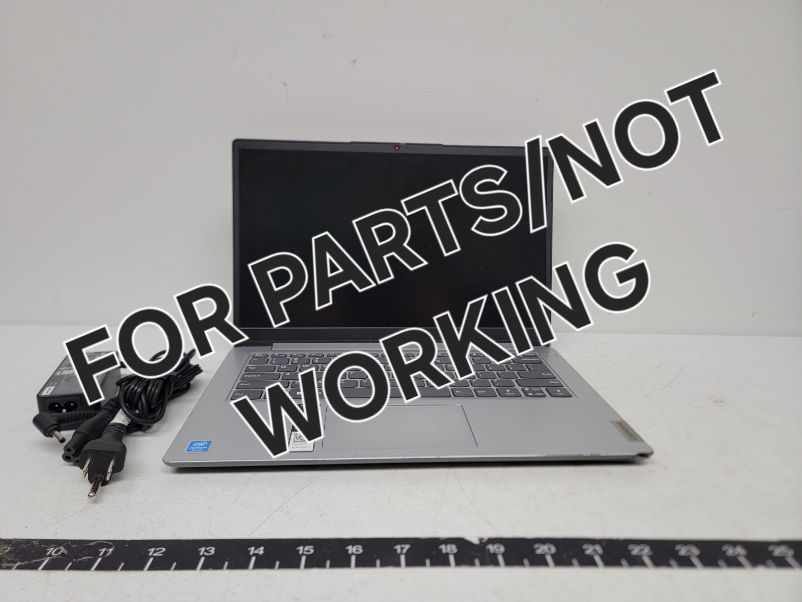 Lenovo IdeaPad 1 14IGL7 14″ FOR PARTS