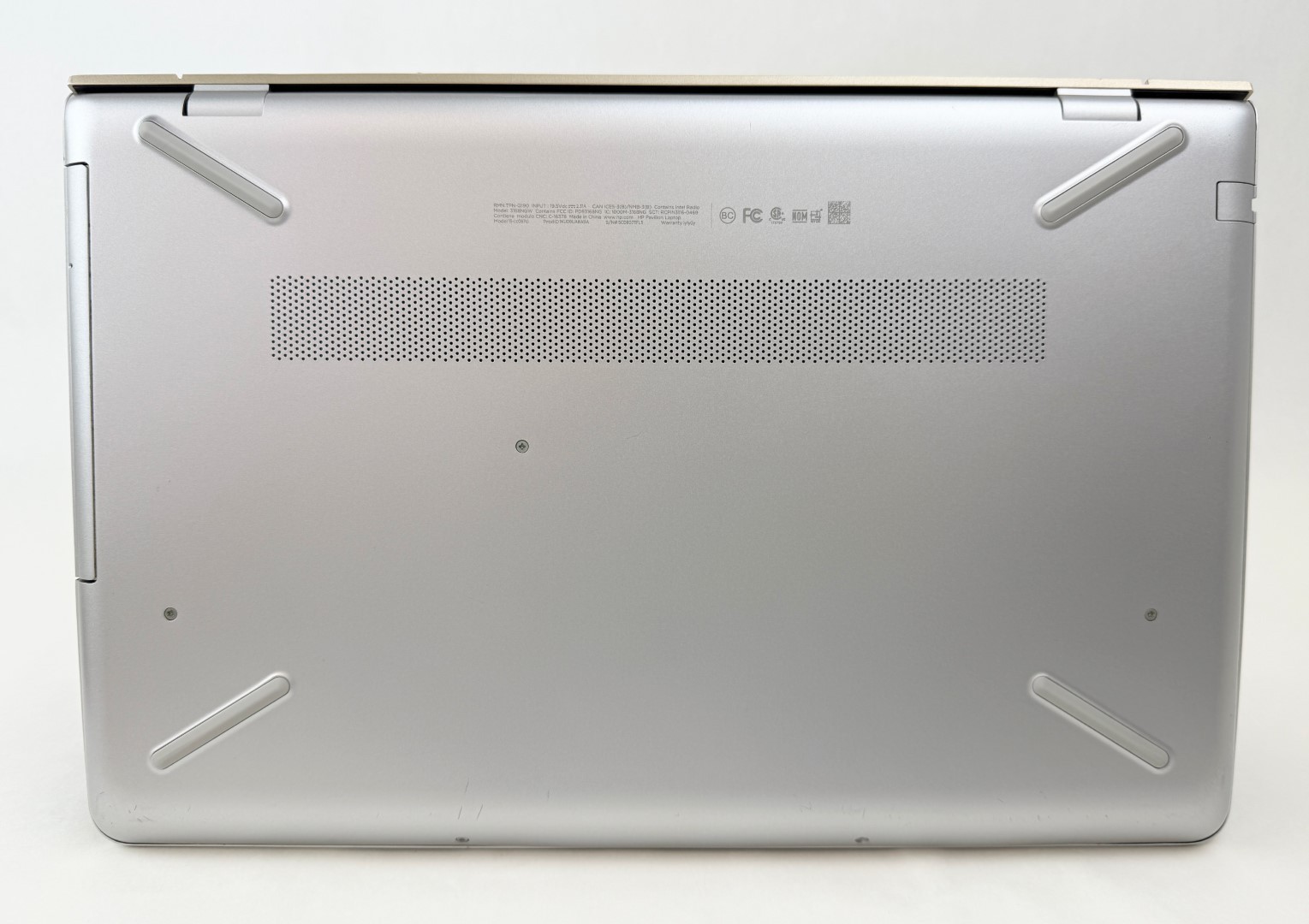 HP Pavilion 15-cc067cl 15.6″ FHD i7-7500U 8GB 1TB HDD W11H