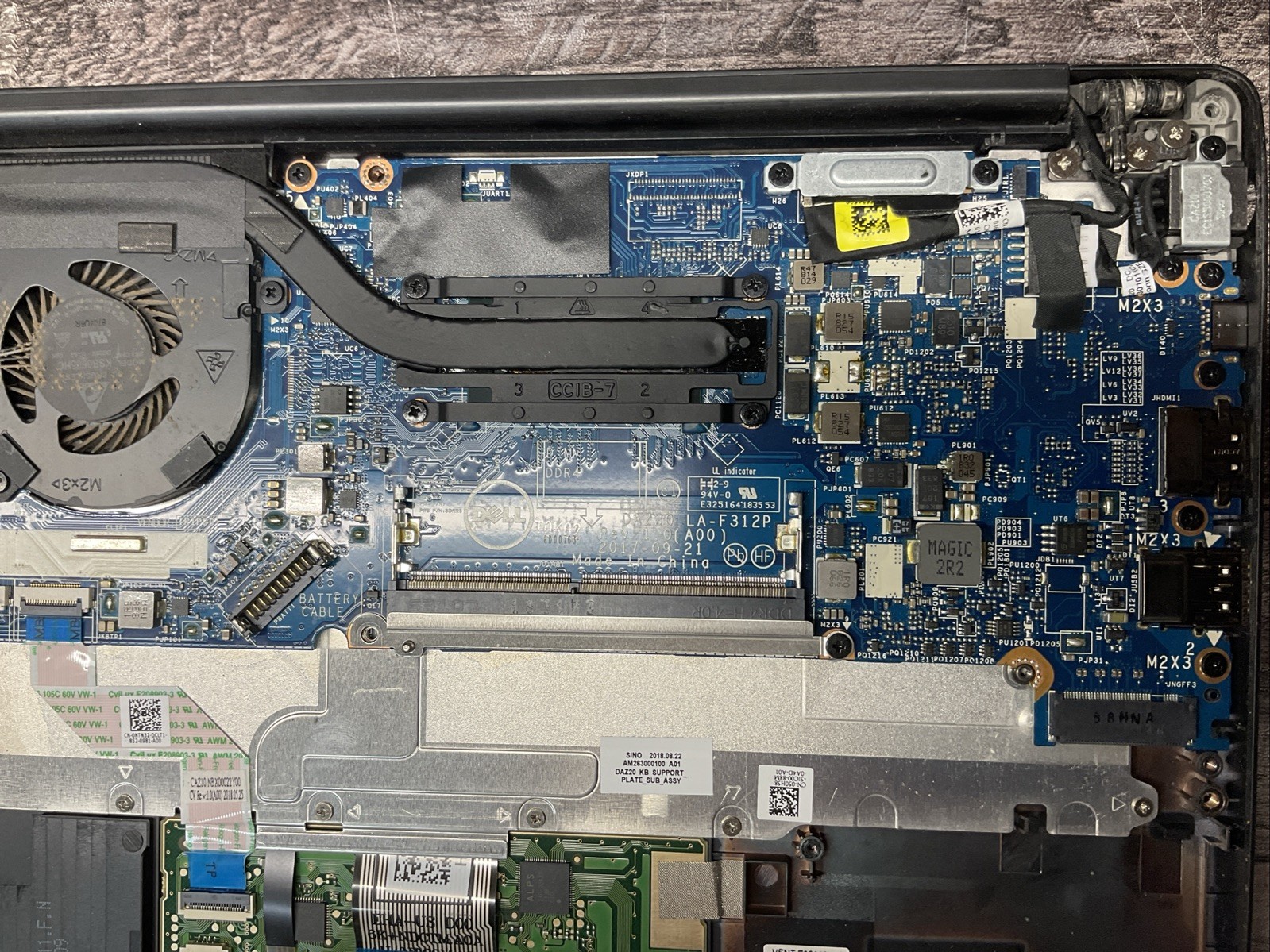 Dell Latitude 7390 / Intel Core i5 7th Gen / BIOS Unlocked / Parts Repair / J3