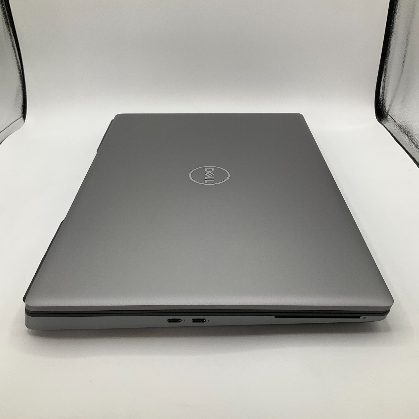 Dell Precision 7560 Laptop 11th Gen Intel Core i7-11850H @ 2.50GHz 64GB 1 TB