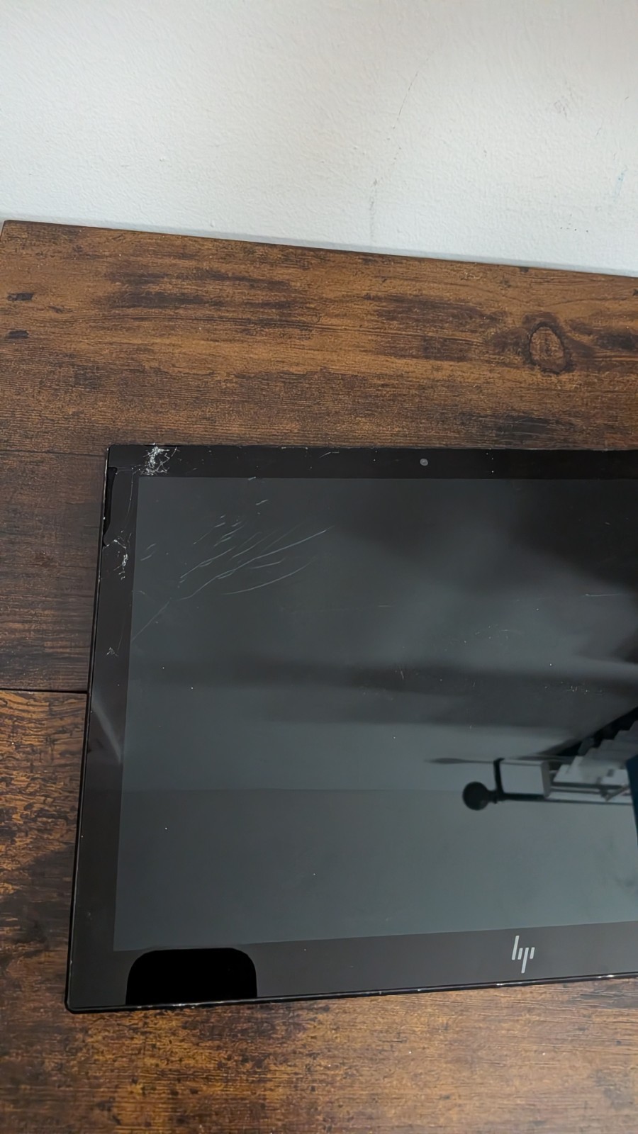 HP Engage GO Tablet Intel i5-1140G7 8GB Ram 128GB SSD – CRACKED SCREEN Lot Of 2