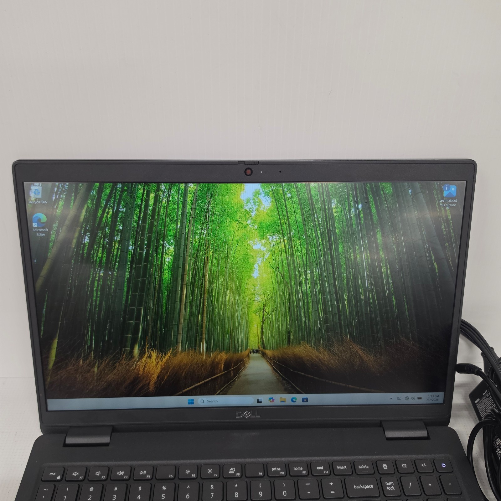 Dell Latitude 3520 15.6″ i5-1135G7 2.4Ghz Iris XE 8GB Ram Win 11 Pro Laptop