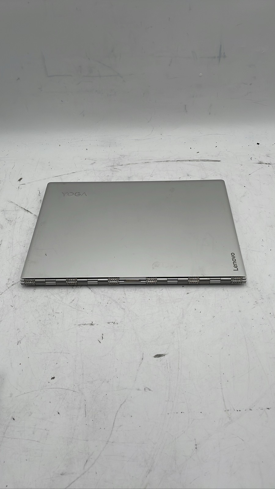 Lenovo Yoga 910-13IKB 80VF 80VF002JUS i7-7500U 13.9″ Laptop For Parts