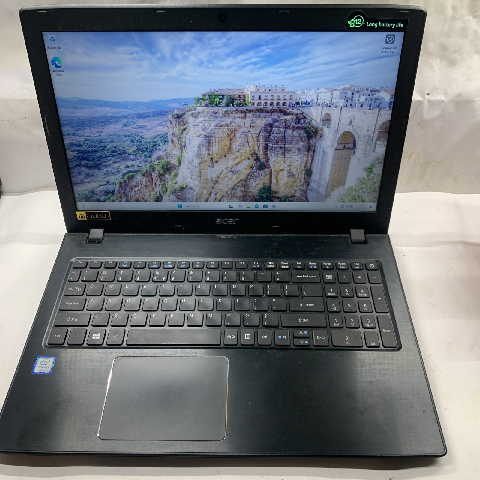 Acer Aspire E 15 E5-575 FHD 15.6″ i3 7th Gen 7100U 4GB RAM 1TB HDD Win11