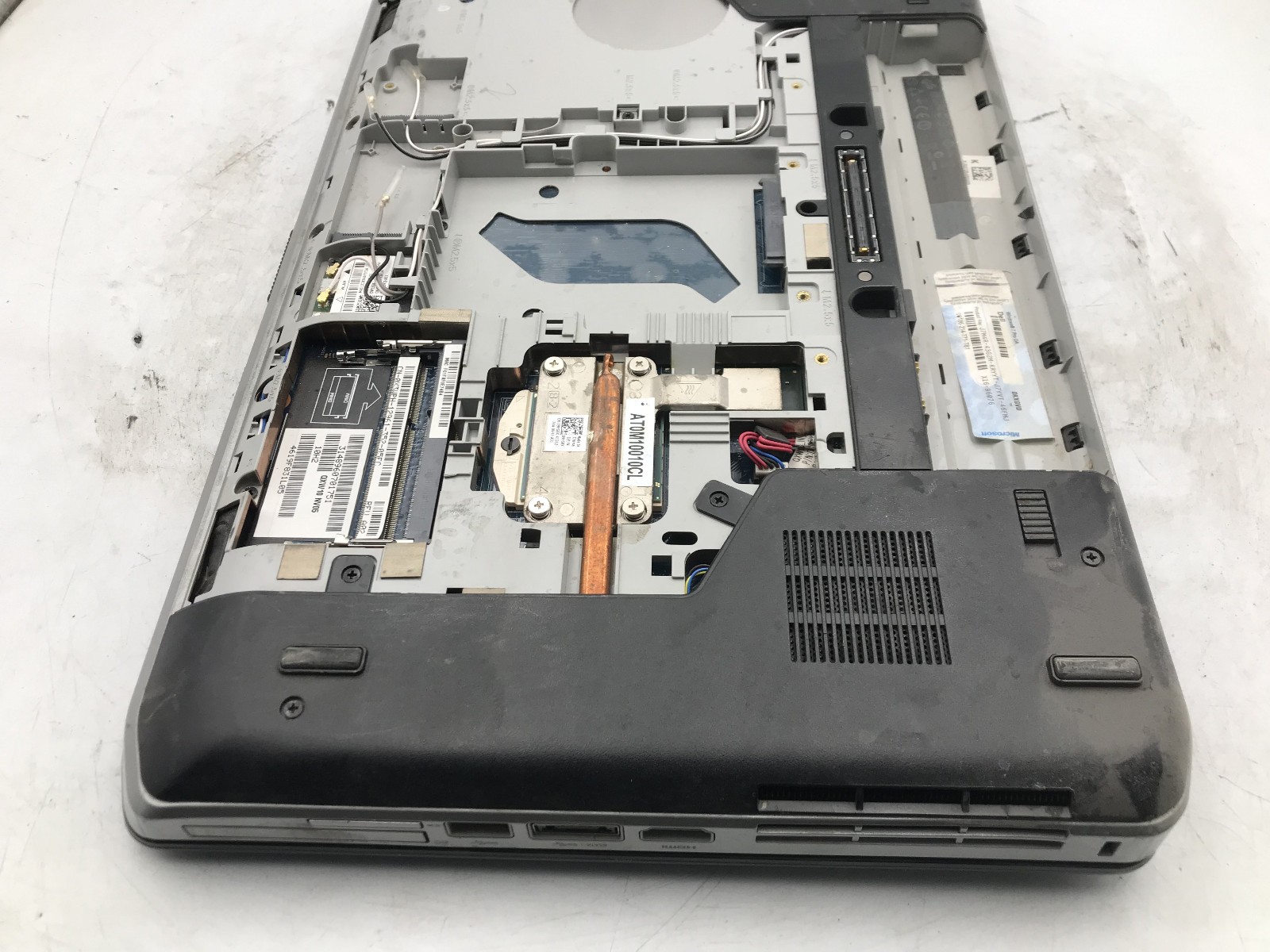 DELL LATITUDE E5530 – BOOTS TO BIOS – INTEL I5 3210M – NO RAM – READ DESCRIP -BB