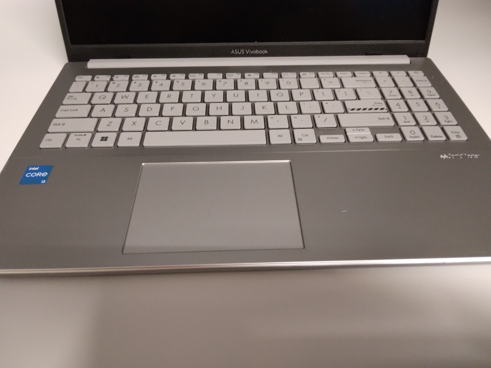 Asus Vivobook GO 15 E1504G 119gb 128mb Intel UHD Graphics Win 11 Home 1.80ghz