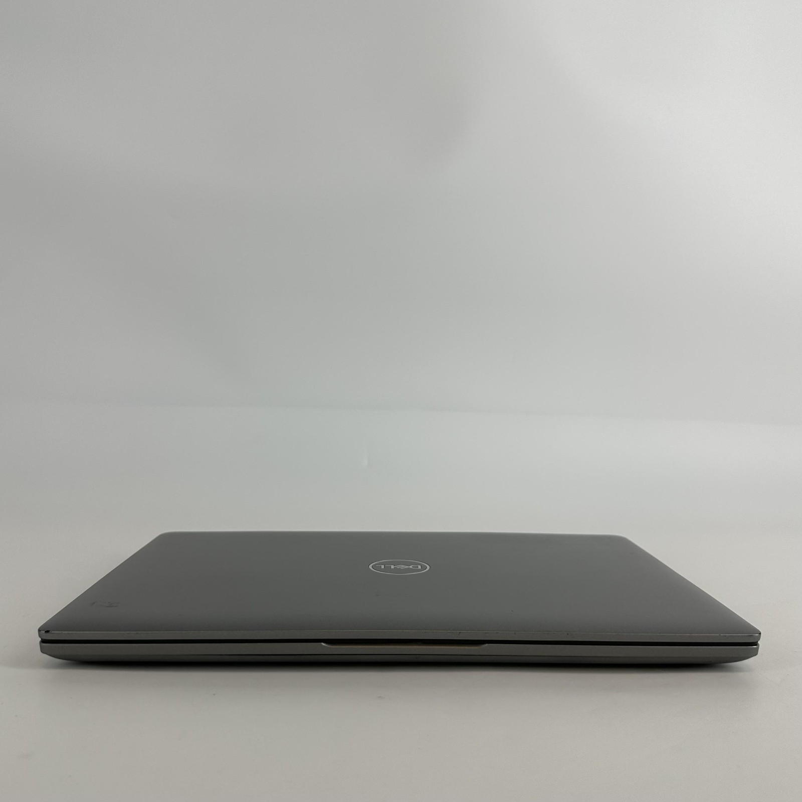 Dell Latitude 5450 14 Gray FHD 1.7 GHz Ultra 7 165U 16GB 512GB SSD Good