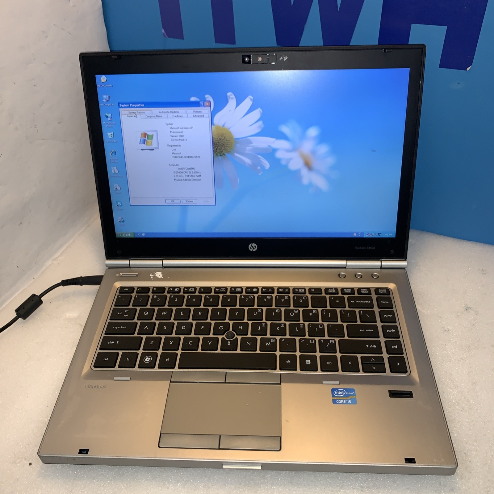 🔥 HP Elitebook 8460p 14″ CPU 4GB FireWire DP WiFi Bluetooth Webcam Win XP SP3