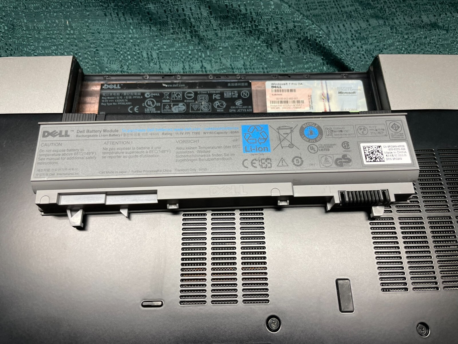 Dell Latitude E6510 i5-540M @2.53GHz 8GB RAM 15.6″ 250GB HDD w/ Power Adapter
