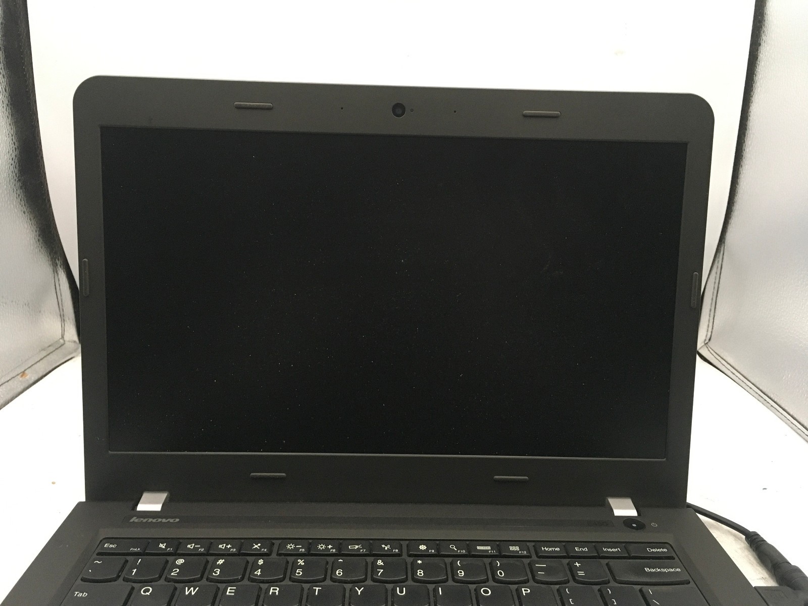 LENOVO THINKPAD E450 – FOR PARTS/NO POWER – INTEL I5 4TH GEN – NO RAM – READ -BB