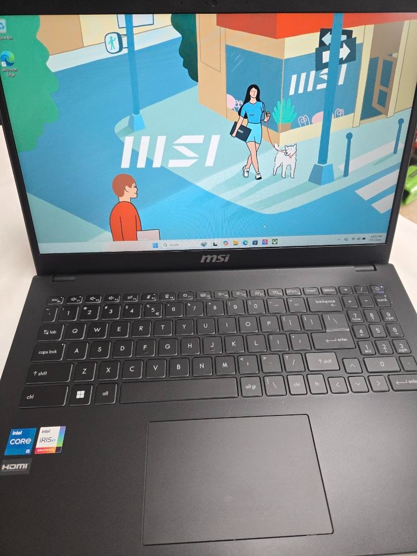 MSI Modern 15 B12M-455US 15.6″ – i5-1235U CPU 16GB RAM 512GB SSD WIN 11 Iris XE