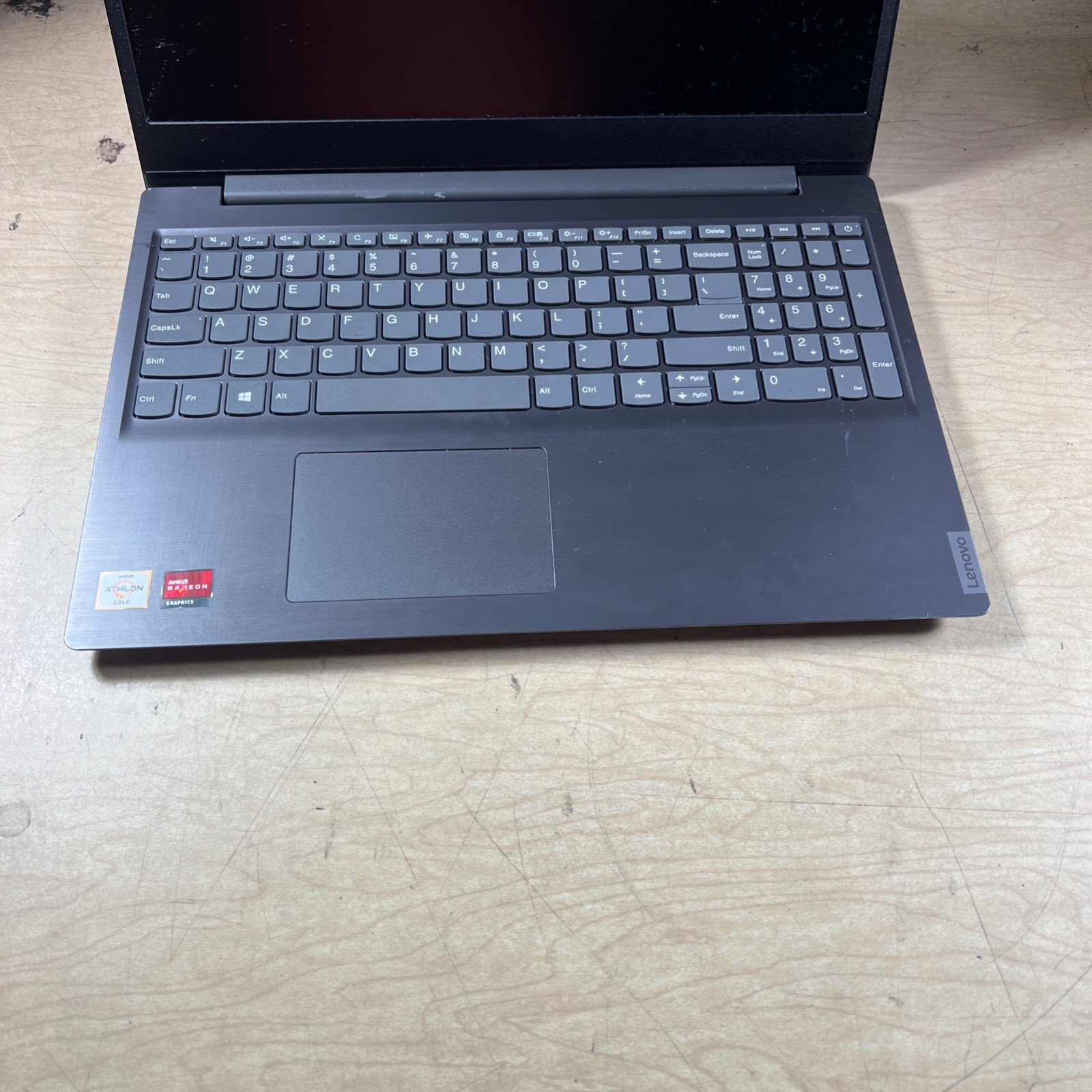 LENOVO V15-ADA AMD ATHLON GOLD 3150U 8GB RAM **NO HD/ NO CADDIE/ NO OS