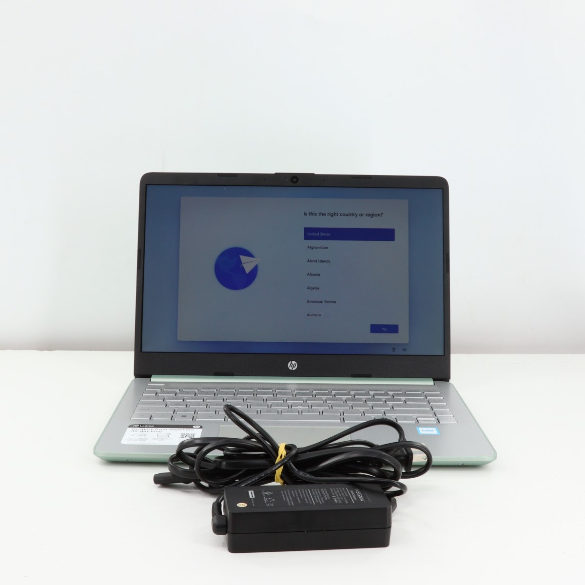 HP 14-DQ6XXX 14″ Laptop N150 128GB Windows 11 Green – Excellent (PZ1005444)