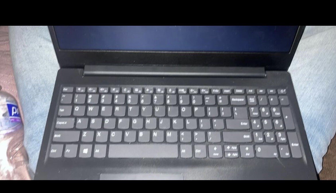 Lenovo S145-15IWL IdeaPad 15.6″ Intel Pentium 5405U CPU 4GB RAM 500GB Laptop