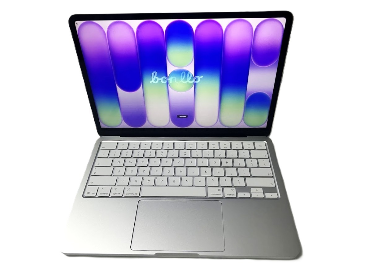 Apple MacBook Neo 13-inch A18 Pro 8GB RAM 256GB SSD 5-Core GPU Siver MHFA4LL/A