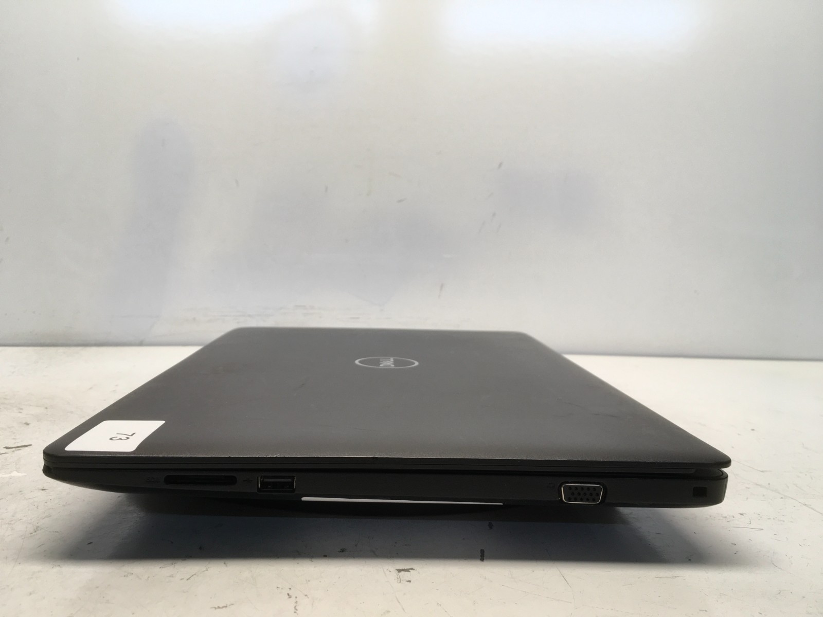 Dell Latitude 3590 Intel i3-7020U 2.3GHz 8 GB NO HDD No Batt