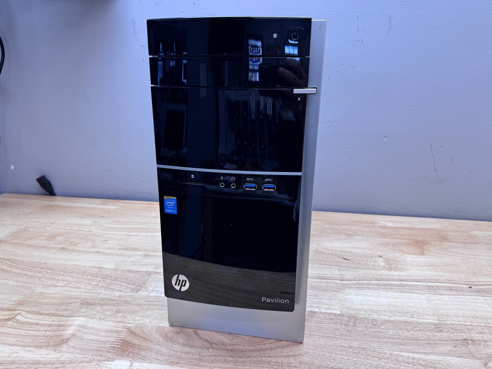 HP Pavilion 500 Desktop Computer Intel Core i3, 128GB SSD, 4GB RAM, W10