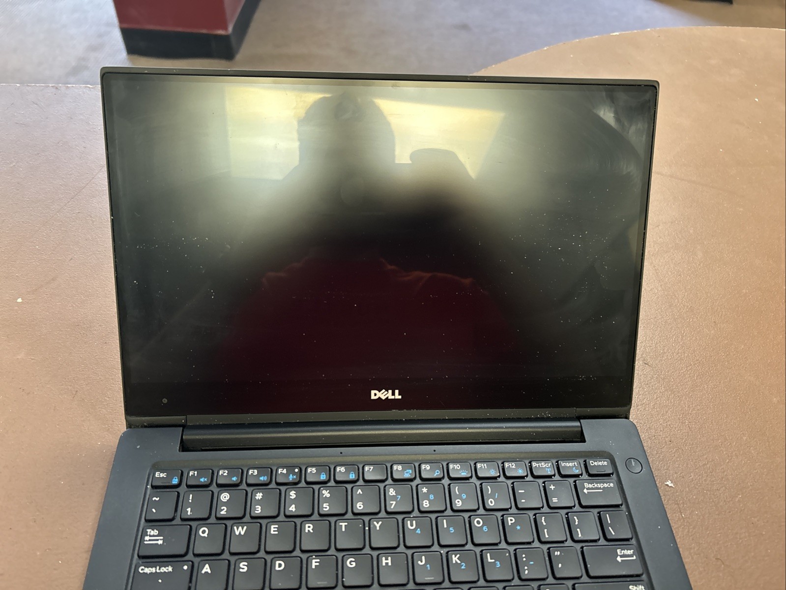 bad Dell Latitude 7370 13.3″ Touch m7-6Y75 as is for parts
