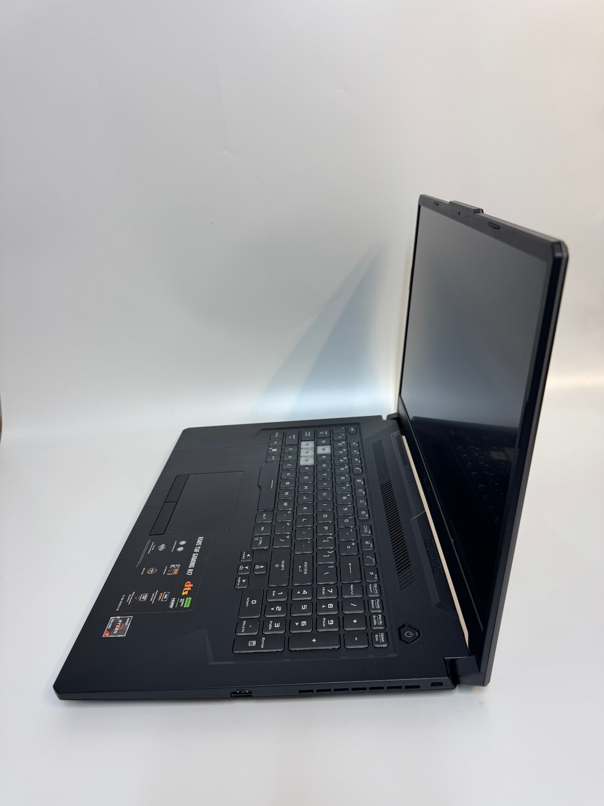 ASUS TUF Gaming A17 | Ryzen 7 7435HS | 16GB RAM | 1TB M.2| RTX 2050 4GB | Win 11