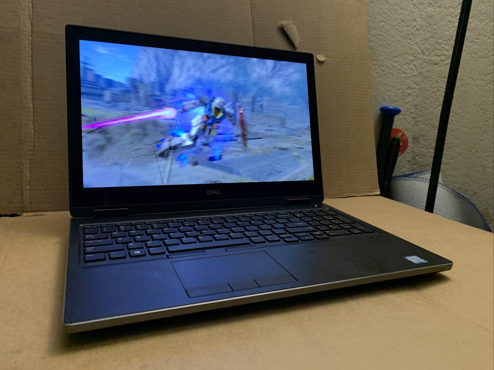 Dell Precision 7530 i9-8950HK 64GB 1TB SSD P3200 6GB 15.6″ W 10 Pro Touch CLEAN