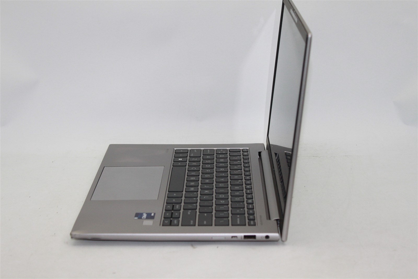 HP ZBook FireFly 14 G9 Intel Core i5-1245U 16GB DDR5 256GB NVME COS DMG
