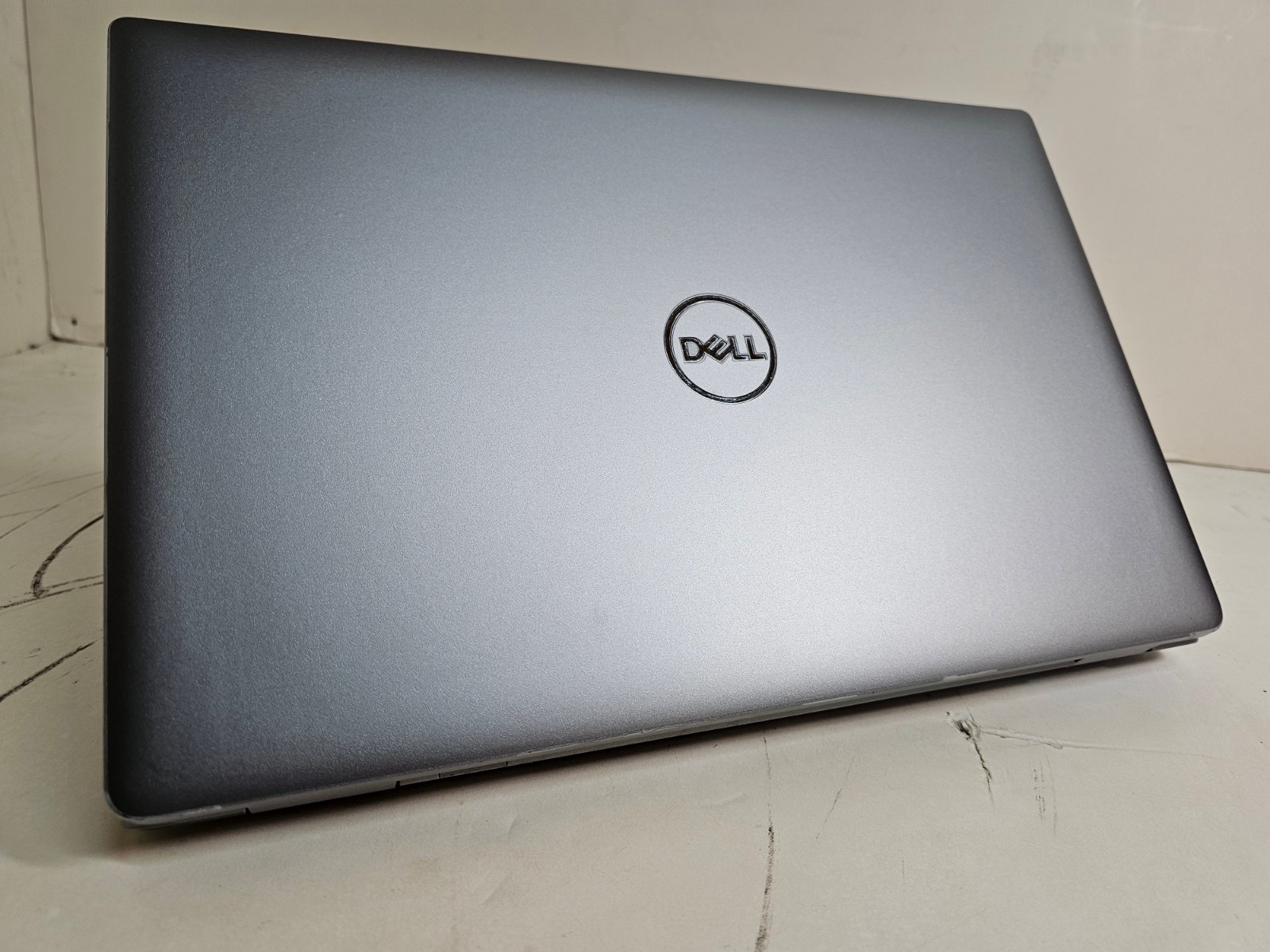 Dell Latitude 5531 Laptop – i5-12600H 8GB 256GB NVMe SSD AX211 Webcam 15.6″ 1