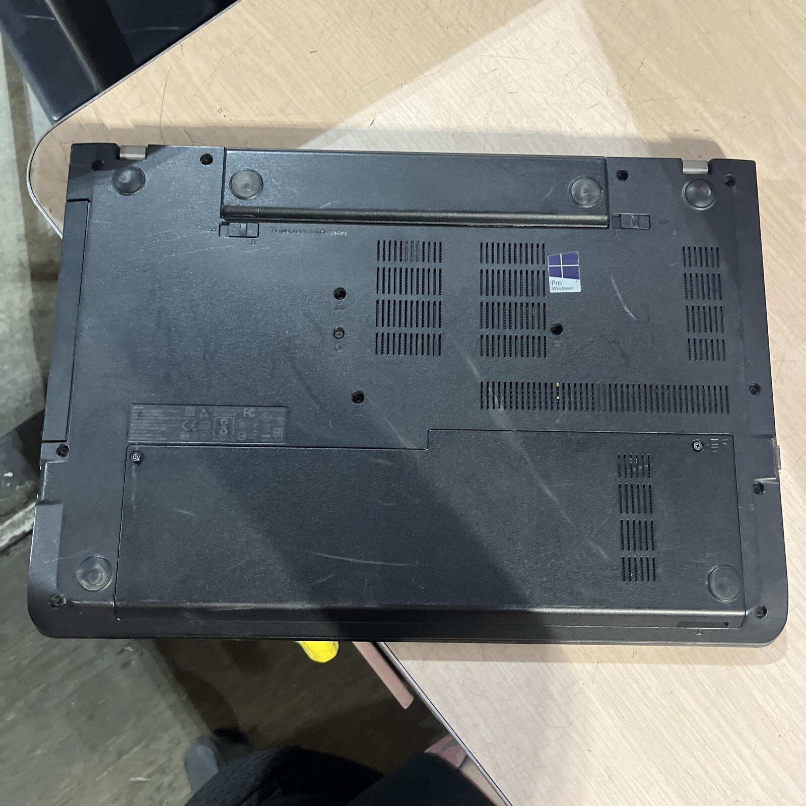THINKPAD LENOVO E570 INTEL CORE I5-6200U 4GB RAM NO HD