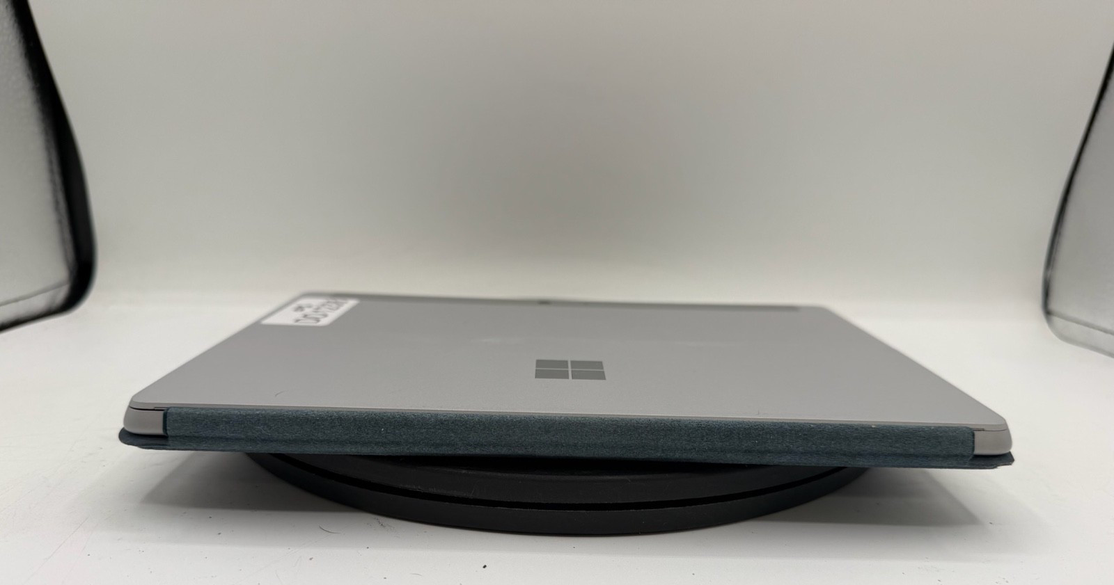 Microsoft Surface Go-Pentium 4415Y@1.1GHz 8GB DDR3 Ram 128GB NVME SSD W11H (1238