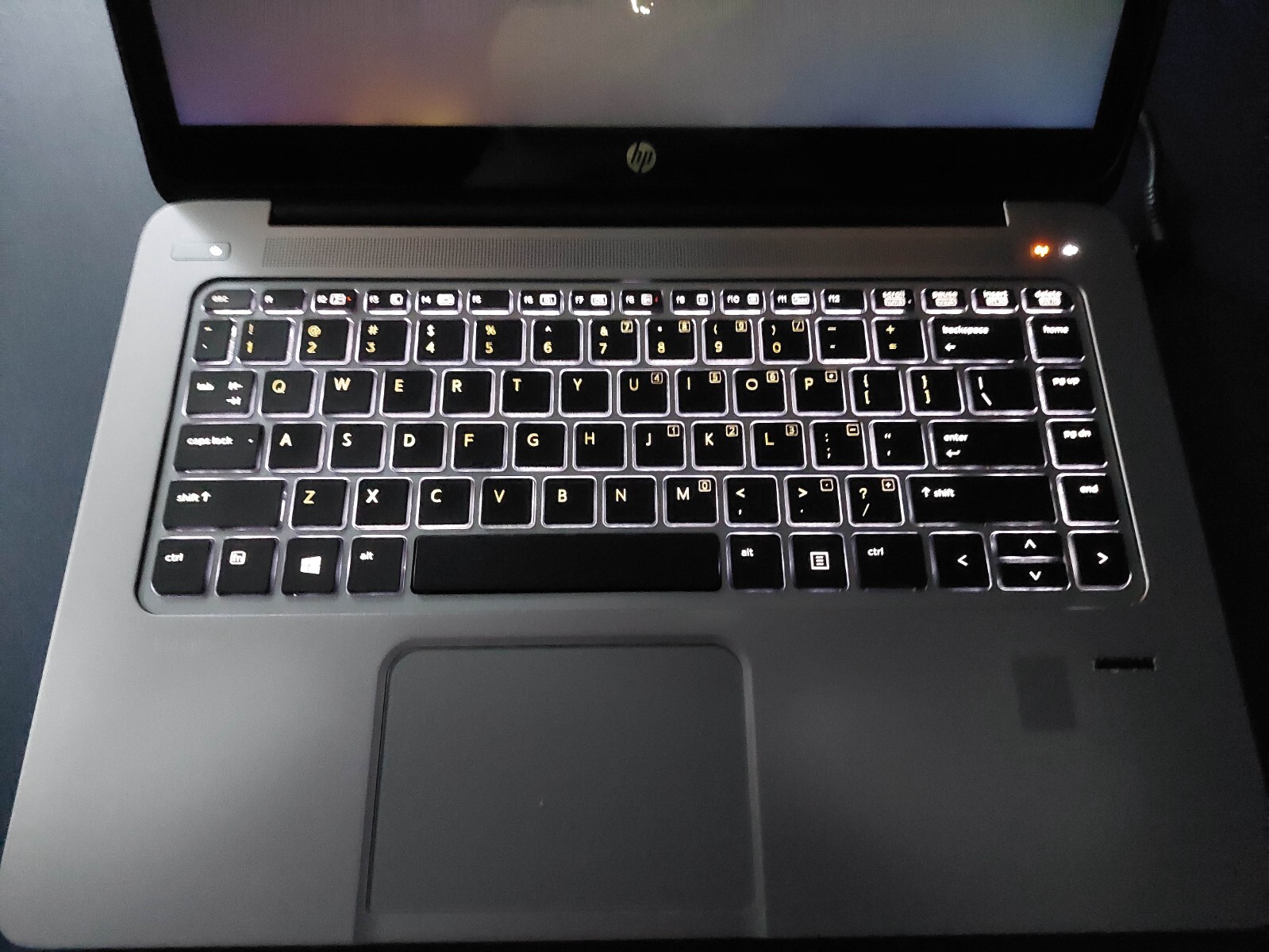 HP Elitebook Folio 1040 INTEL CORE I7 8GB RAM 256GB SSD