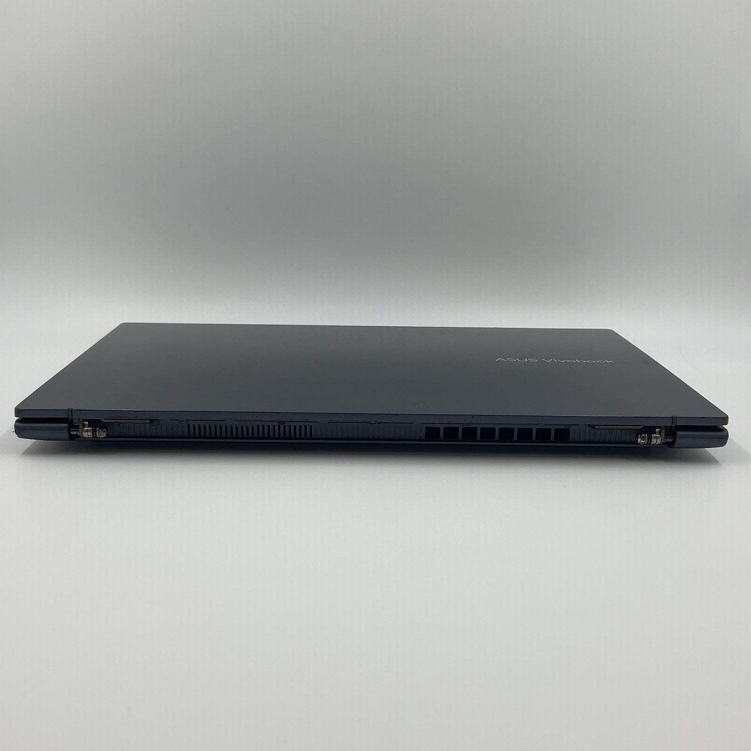 Broken Asus Vivobook 16 M1603Q 16″ Ryzen 7 5800HS 3.2GHz 12GB RAM 512GB SSD READ