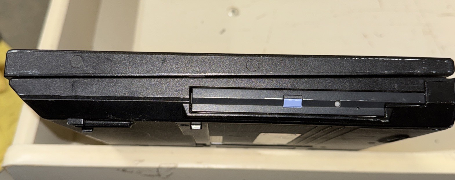 Ibm Thinkpad R40e For Parts Or Repairs Untested