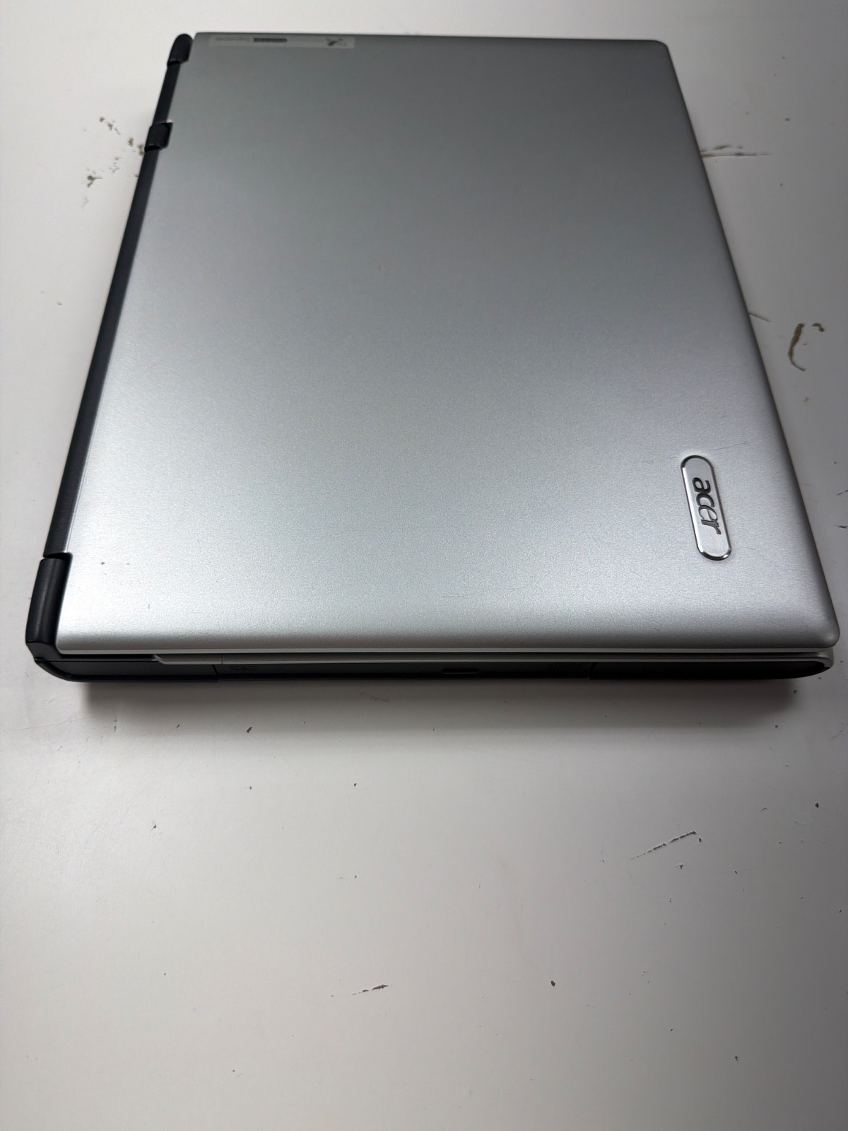 Acer Aspire 3000 15.4in. Notebook/Laptop used (For Parts/For repair)