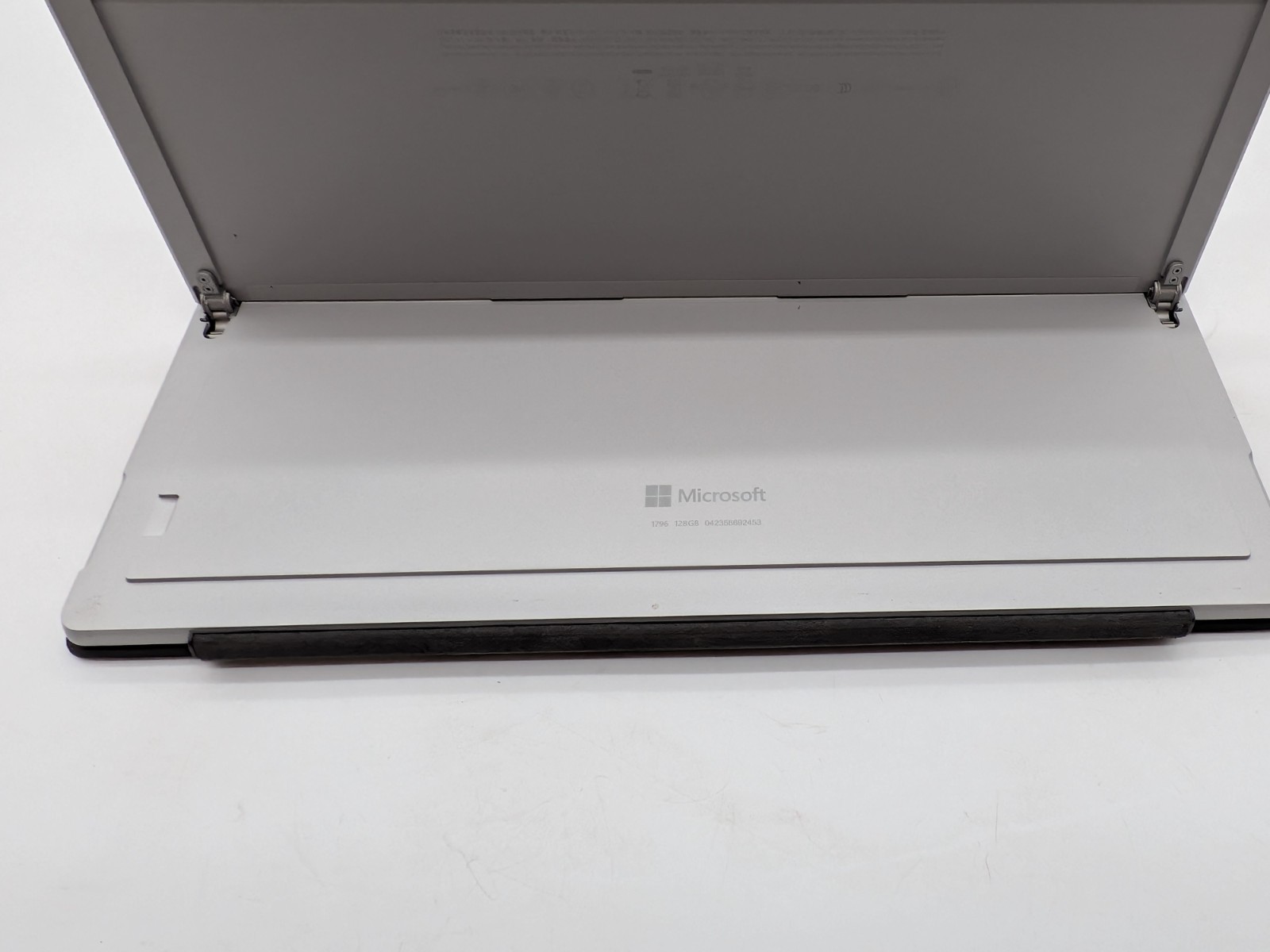 Microsoft Surface Pro 1796 5th Gen Intel 2 Core m3-7Y30 4GB RAM 128GB SSD WIN10P