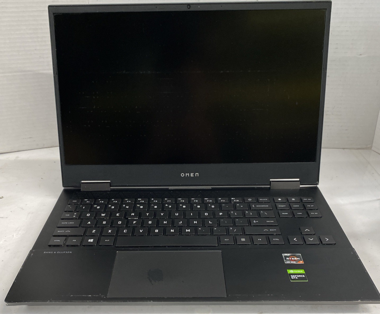 HP Omen 15-en0013dx Ryzen 7 | 8GB RAM | 512GB | GTX 1660 Ti | BAD BAT | READ