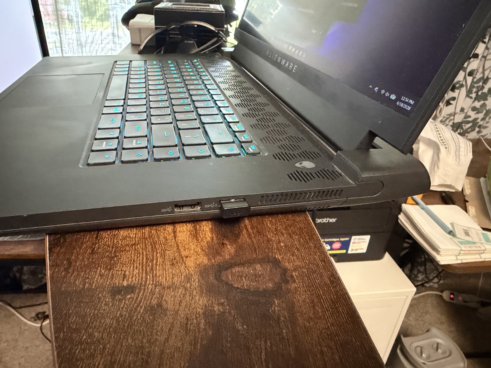 Alienware M17 R5 17.3” (1TB SSD. AMD Ryzen 9 6900HX, 4.9GHz 16GB RAM) Gaming…