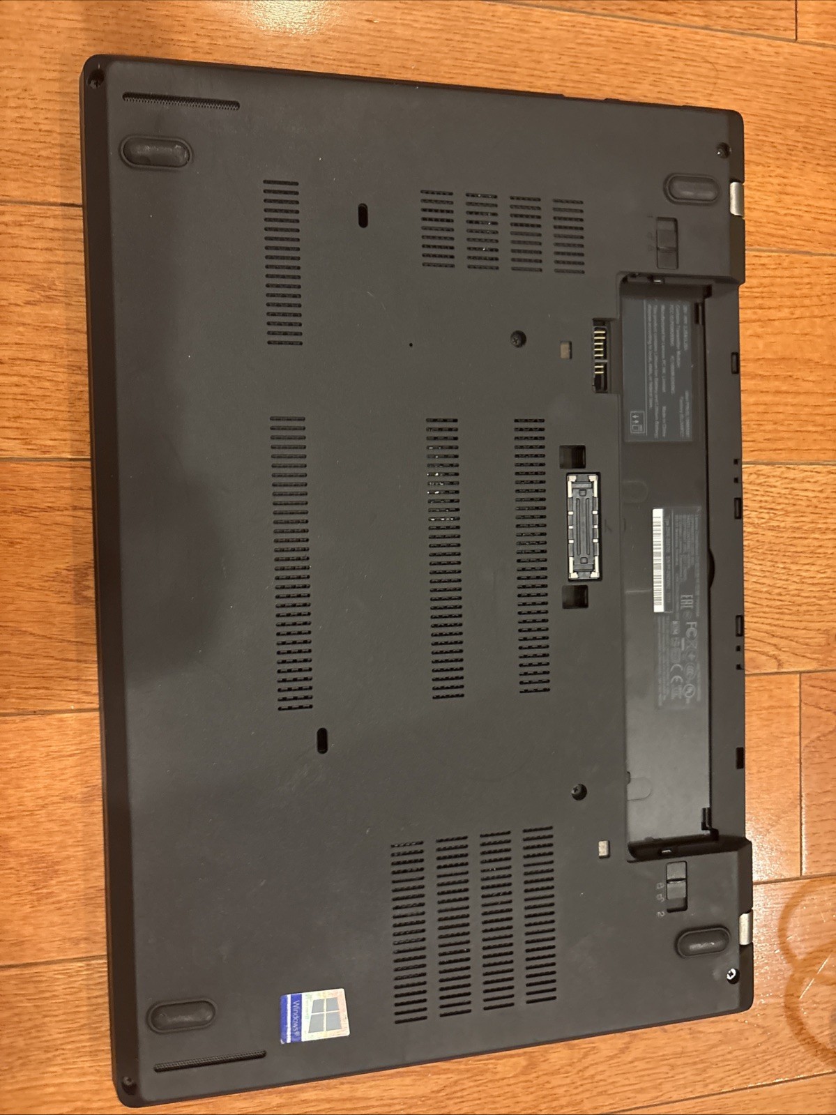 Lenovo Thinkpad T470 14” ( Intel Core i5-7300U 2.6GHz 8GB RAM) Laptop