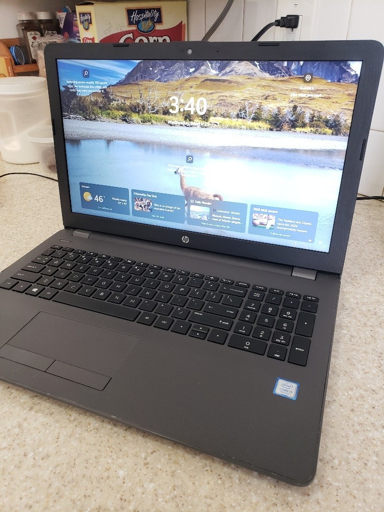 15.6″ HP 250 G6 INTEL CORE i5-7200U 500GB SSD 8GB RAM WIN 11 LAPTOP