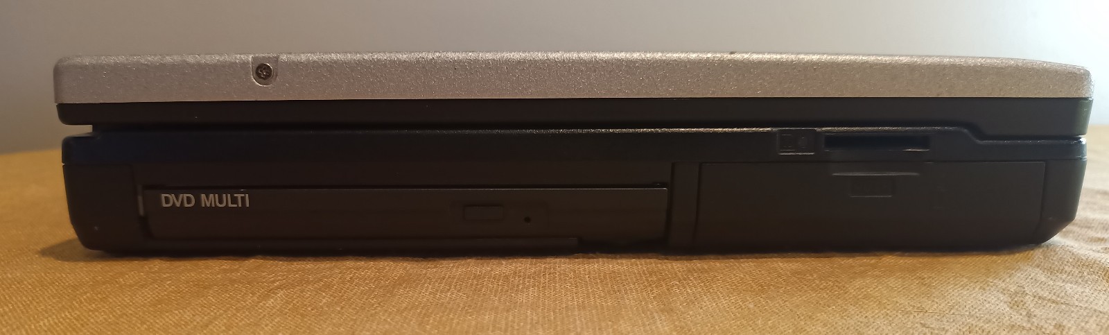 Panasonic ToughBook CF-52 Intel Core 2 Duo 2.26GHz 2GB RAM 256GB SSD 15.4″
