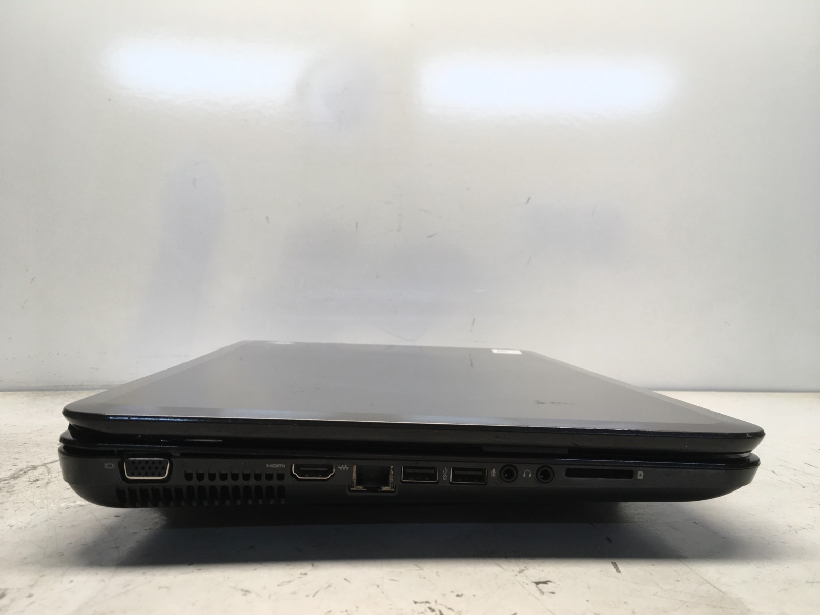 HP Pavilion G7-2246NR AMD A6-4400M 2700MHz 6 GB NO HDD No Batt