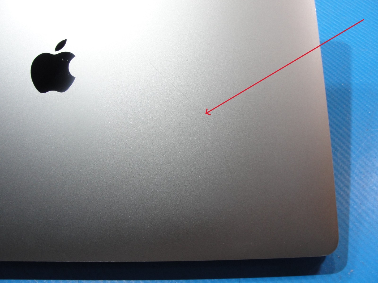 Apple MacBook Pro 16″ A2141 MVVM2LL/A i9-9880H 16GB/1TB SSD AMD Radeon Pro 5500M
