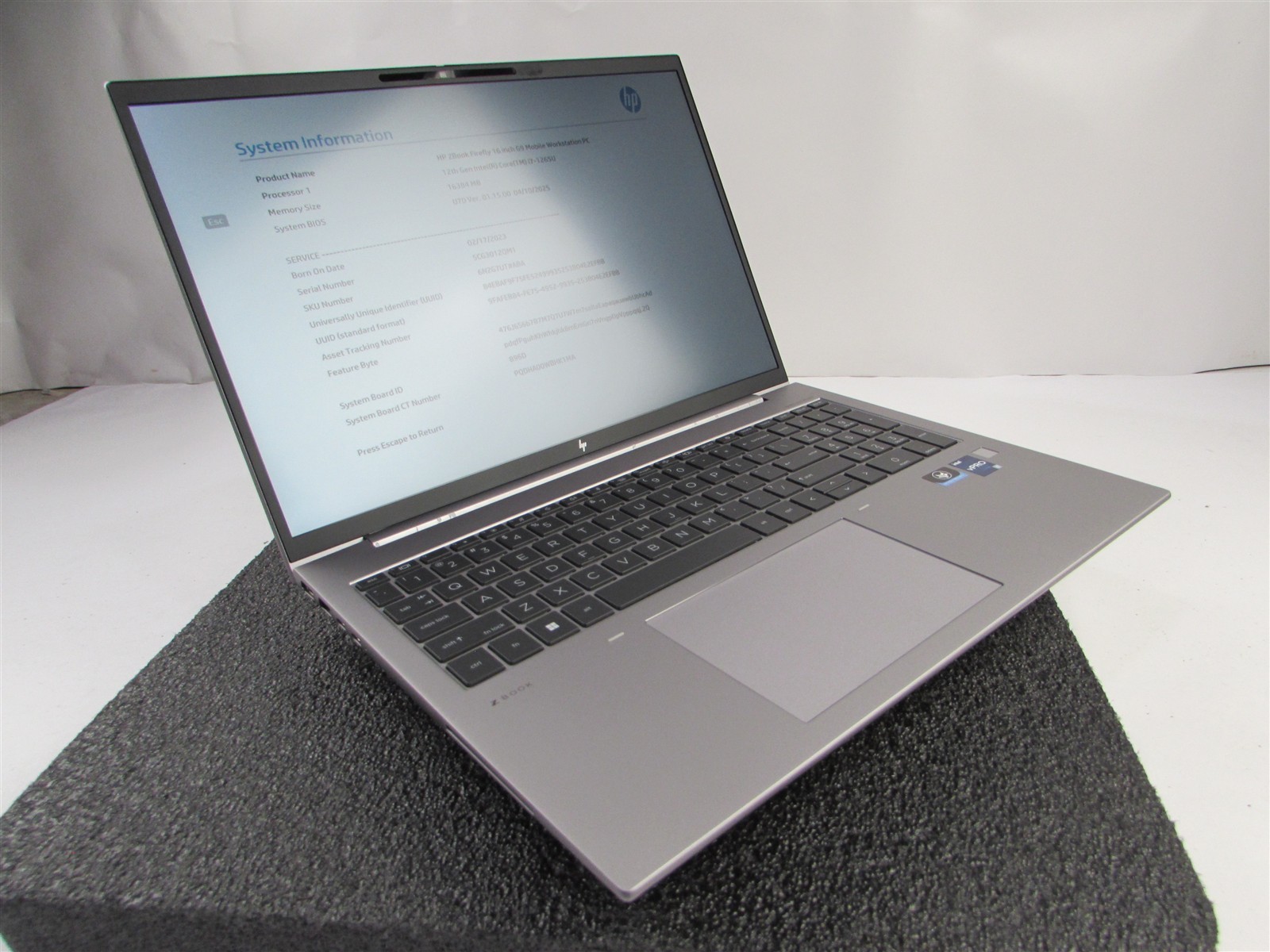HP ZBOOK FIREFLY 16 (G9) 1920X1080 FHD I7-1265U 512GB SSD 16GB RAM NO O.S