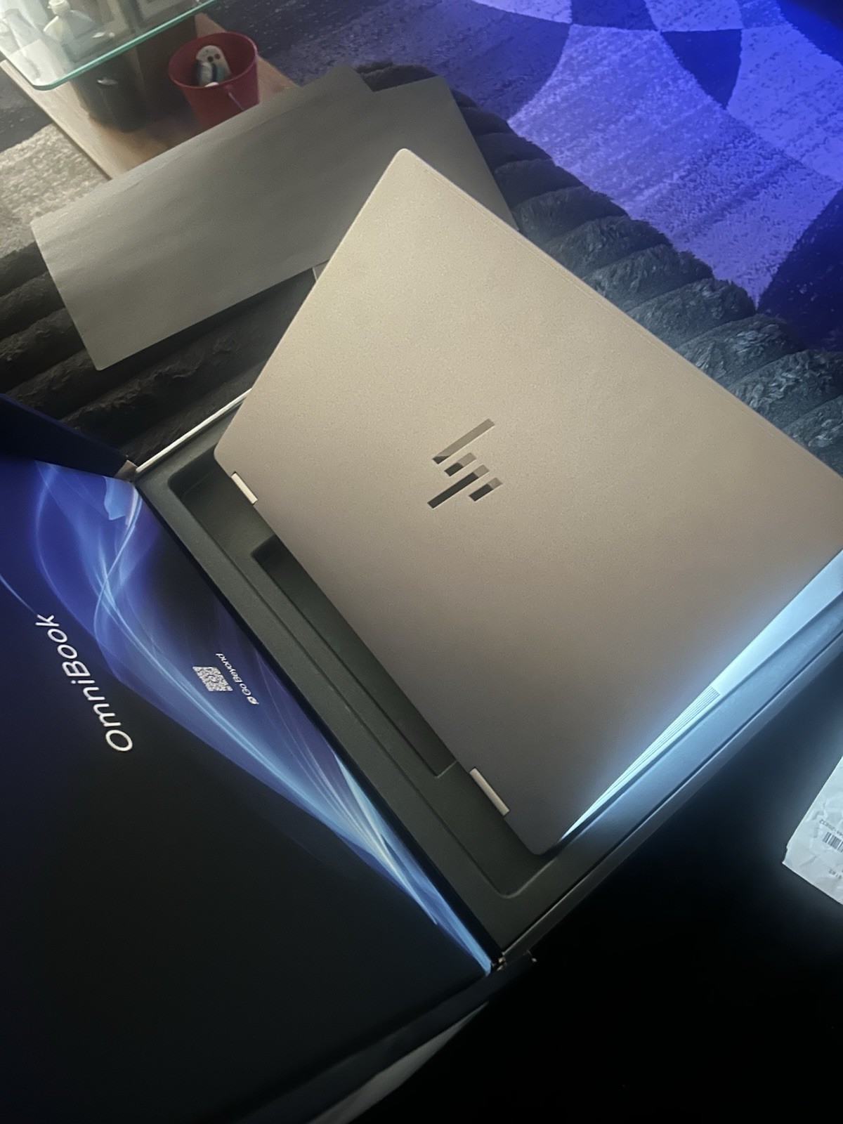 HP OmniBook X Flip 2-in-1 16″ 2K Touch Laptop Ryzen AI 5 16GB 512GB 16-AR0013DX