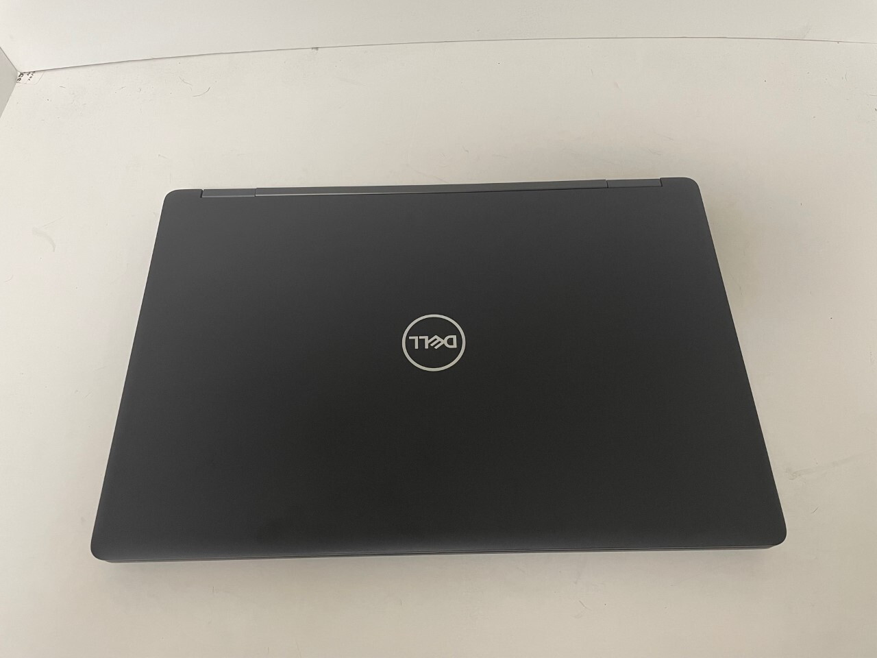 Dell Precision 3530 15.6″ Notebook PC i7-8750H 16GB RAM 512GB SSD 4GB P600 W 10