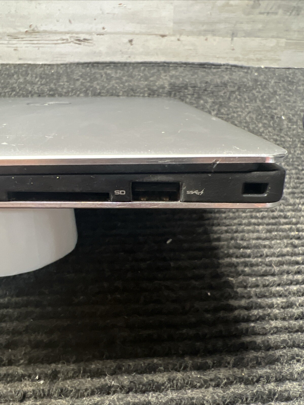 *PARTS* Dell XPS 13 9343 TOUCH Laptop i5-5200U 2.2GHz 8GB RAM NO SSD/OS