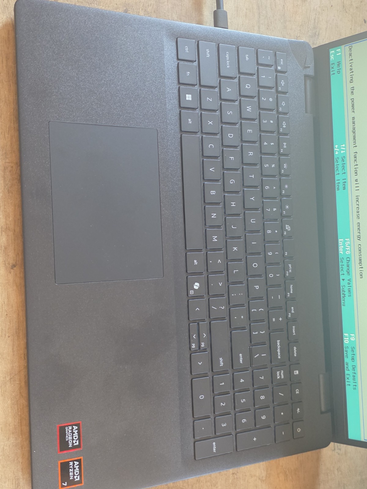 Dell 16 DC16255 Touch Screen *3.3GHz AMD Ryzen 7 250/16GB RAM/1TB SSD Dam B